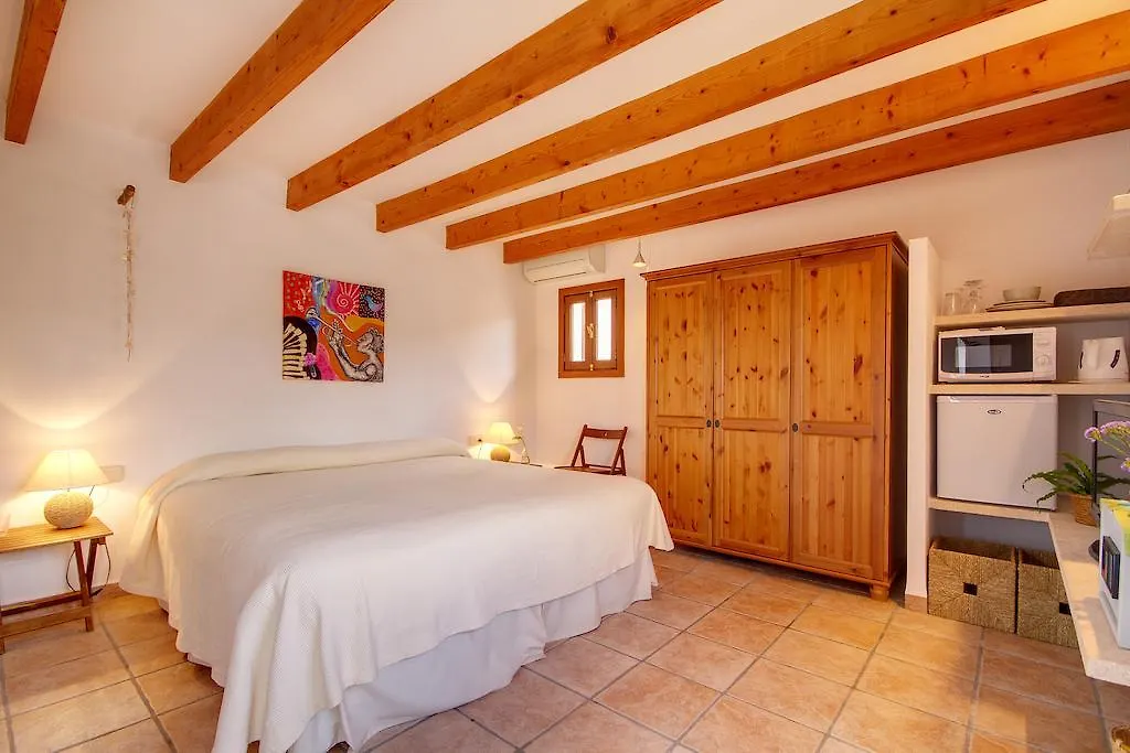 Finca Agroturismo Can Carro Campos  Spain
